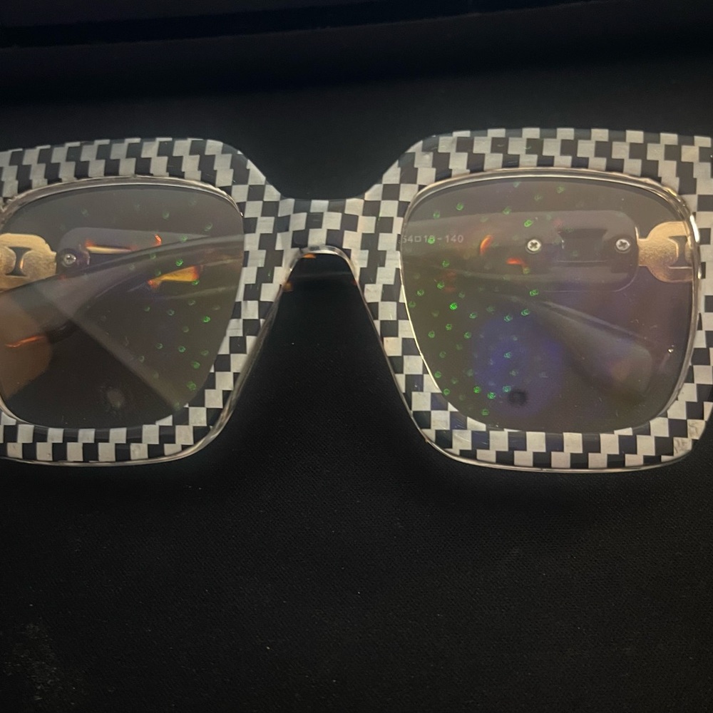 COPY - Checkered Square Glasses